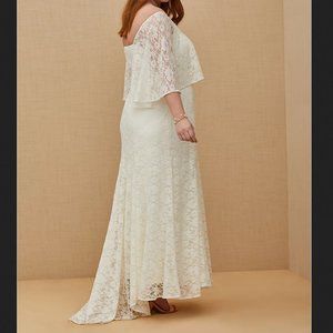 Torrid Ivory Lace Capelet Long Wedding Dress